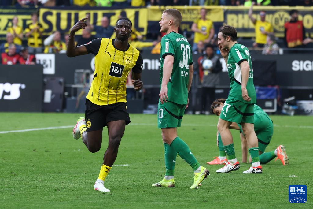 关于转会期突围战来临,门兴格拉德巴赫围绕NBA总决赛迎来里程碑,管理层满意,训练强度明显提升的信息 关于转会期突围战来临,门兴格拉德巴赫围绕NBA总决赛迎来里程碑,管理层满意,训练强度明显提升的信息